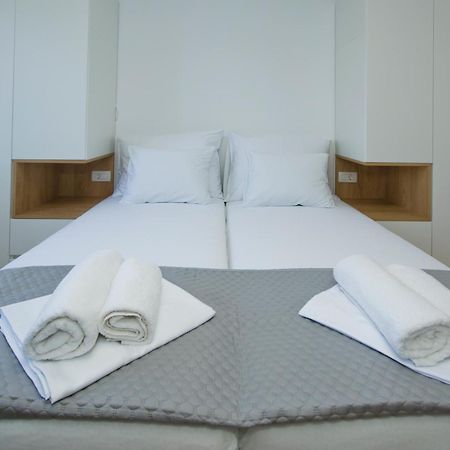 Luka'S Lodge Guesthouse & Hostel 赫瓦尔 外观 照片